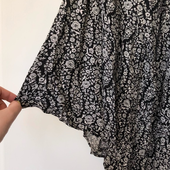 American Eagle Ditsy Floral/Paisley Flowy Pants Flounced Hem | Size M - Picture 7 of 7